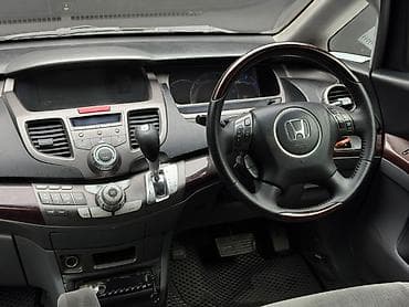 одесей: Honda Odyssey: 2004 г., 2.4 л, Автомат, Бензин, Минивэн — 8