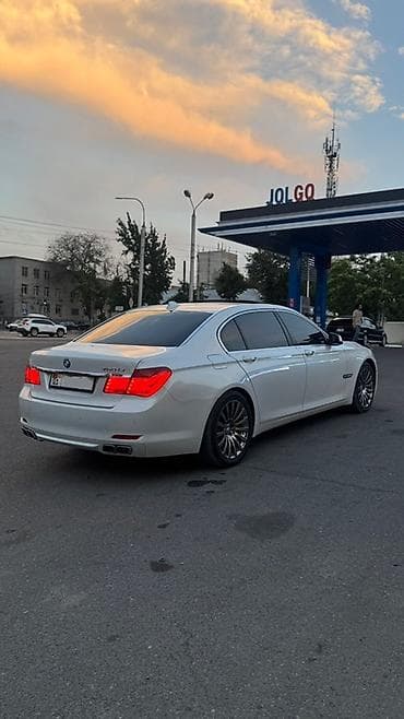 e2 byd: BMW 7 series: 2010 г., 6 л, Автомат, Бензин, Седан — 4