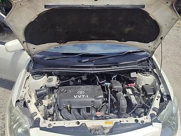 бюджетные авто: Toyota Ist: 2003 г., 1.3 л, Автомат, Бензин, Хэтчбэк — 8