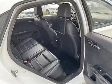 sprinter 316: BYD E3: 2021 г., Электромобиль, Седан — 3