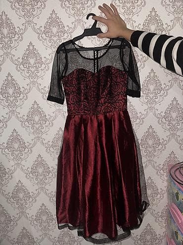 pull beer: Вечернее платье, Коктейльное, Короткая модель, Атлас, С рукавами, Корсет, XS, S — 2