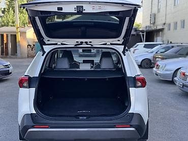 Продажа авто: Toyota RAV4: 2019 г., 2.5 л, Вариатор, Гибрид, Кроссовер — 8