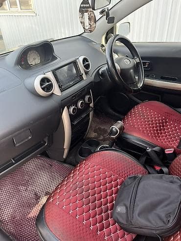 bid e2: Toyota Ist: 2003 г., 1.3 л, Автомат, Бензин, Хэтчбэк — 5