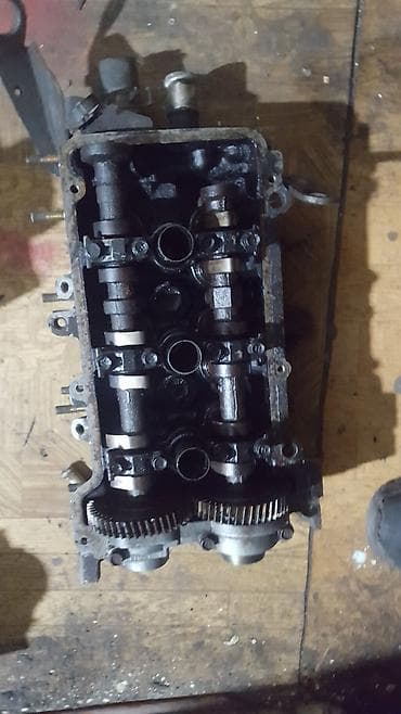 daihats: Daihatsu головка в сборе 98 год 1.0 трехцилиндровый — 1