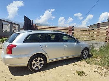 8: Toyota Avensis: 2003 г., 1.8 л, Механика, Бензин, Универсал — 2