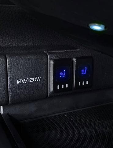 Toyota Camry: 2022 г., Вариатор, Гибрид, Седан — 8