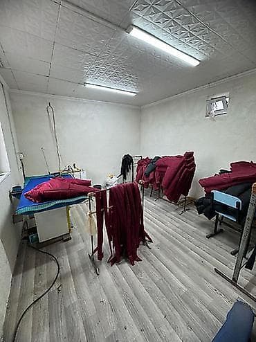 швейные машины в оше: Кызыл Аскер ул Орозова/Месероша Сдается помещение Площадь:110м2 Два — 1