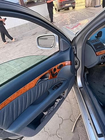 mers 212: Mercedes-Benz E-Class: 2005 г., 3.5 л, Автомат, Бензин, Седан — 10