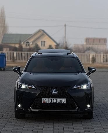 продаю евакуатор: Lexus : 2020 г., 2 л, Вариатор, Гибрид, Кроссовер — 2