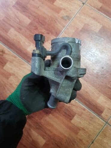 котализаторы: Toyota Sequoia клапан продувки, Тойота Секвоя клапан продувки. Клапан — 2