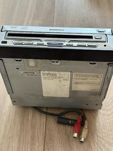 Магнитола Kenwood VDI-01M С выдвижным экраном Снят с Бмв е46, имеется