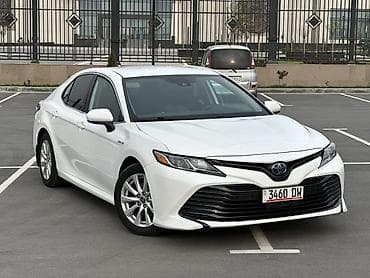 lexus e: Toyota Camry: 2019 г., 2.5 л, Автомат, Гибрид, Седан — 1