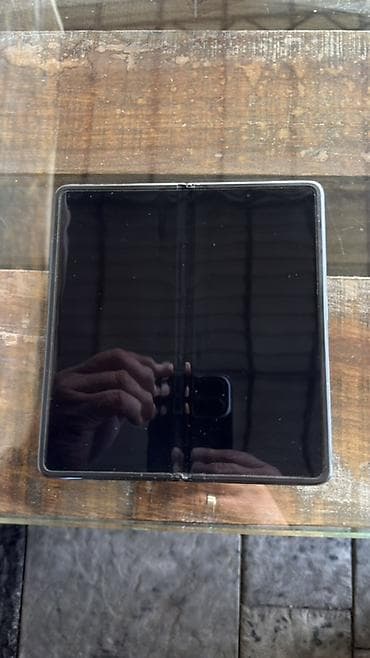 продам модем: Honor Magic Vs, Б/у, 256 ГБ, цвет - Черный, 2 SIM — 1