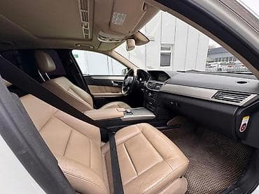 merc 211: Mercedes-Benz E-Class: 2009 г., 3.5 л, Автомат, Бензин, Седан — 4