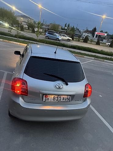 mitsubishi акула: Toyota Auris: 2007 г., 1.6 л, Робот, Бензин, Хэтчбэк — 6