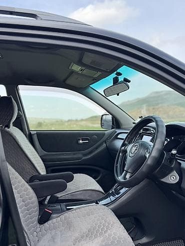 клугер: Toyota Kluger: 2003 г., 3 л, Автомат, Бензин, Внедорожник — 6