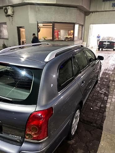 граната на авенсис: Toyota Avensis: 2003 г., 2 л, Механика, Бензин, Универсал — 3