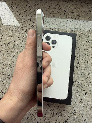 ring light: IPhone 13 Pro Max — 5