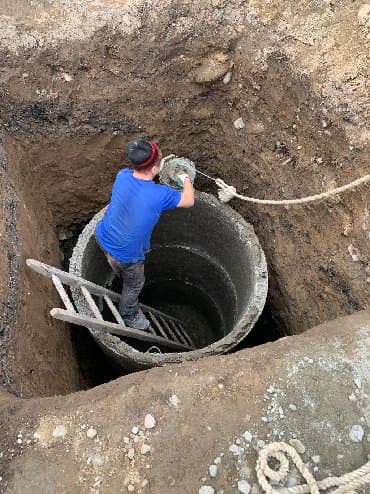 фрезерные работы: Септик, траншеи, сантехник, электрик, сварщик и т.д. Предоставляем — 3