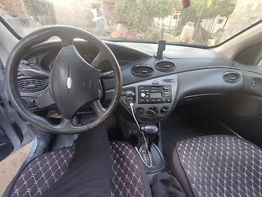 mini itx: Ford Focus: 2002 г., Автомат, Хэтчбэк — 3