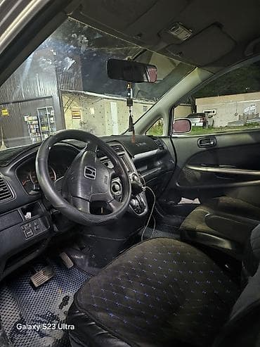 Продажа авто: Honda Stream: 2001 г., 2 л, Автомат, Бензин, Минивэн — 4