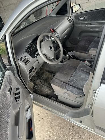 Mazda PREMACY: 1999 г., 2 л, Механика, Бензин, Универсал — 5