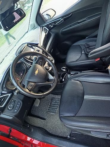 Продажа авто: Chevrolet Spark: 2019 г., 0.1 л, Вариатор, Бензин, Хэтчбэк — 9