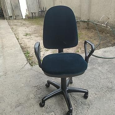 новые стулья: Кресло офисное и парикмахерская — 1