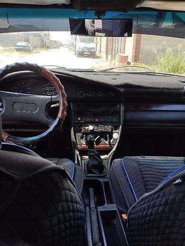 Унаа: Audi 100: 1991 г., 2.3 л, Кол менен иштөөчү, Бензин, Седан — 6
