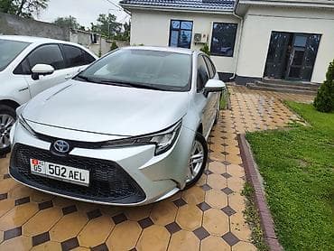 corolla: Toyota Corolla: 2020 г., 1.8 л, Вариатор, Гибрид, Седан — 5