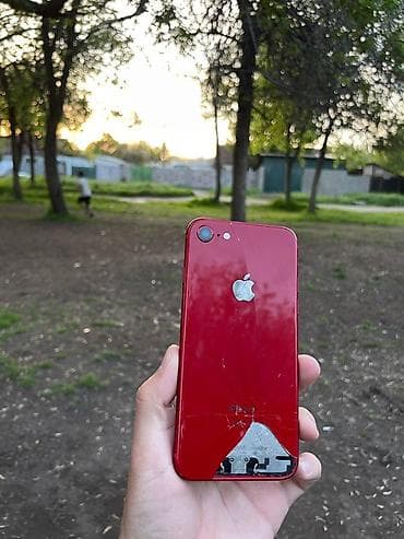 tecno camon: IPhone 8, Б/у, 256 ГБ, Красный, 100 % — 1