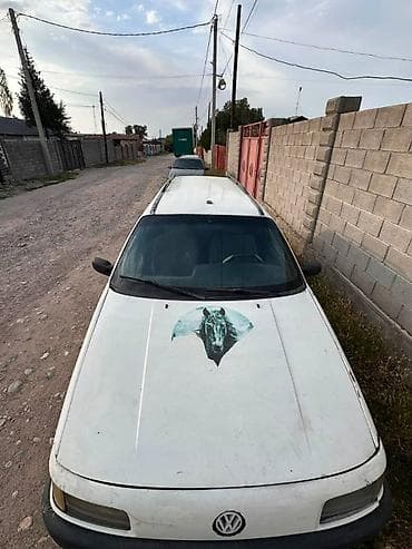 transporter t2: Volkswagen Passat: 1990 г., 1.8 л, Механика, Бензин, Универсал — 1