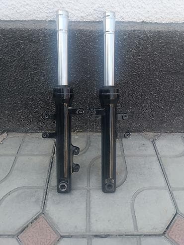 вилка для мотоцикла: Пара передних стоек вилки на скутер макси - Конструкция: классические — 1