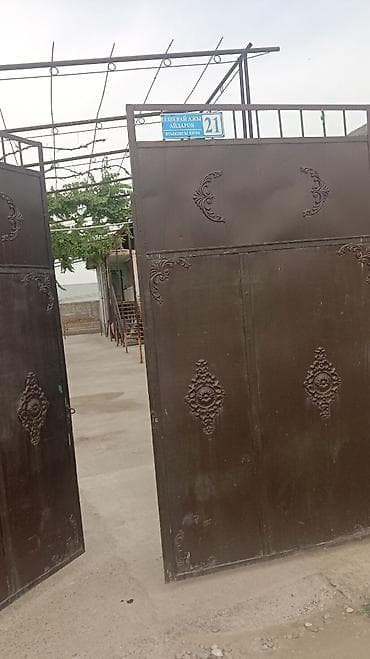 помещение гараж: Коттедж, 300 м², 15 комнат — 3