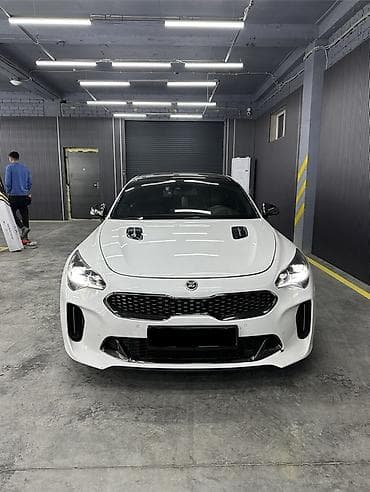 киа 2019: Kia Stinger: 2017 г., 3.3 л, Автомат, Бензин, Фастбек — 1