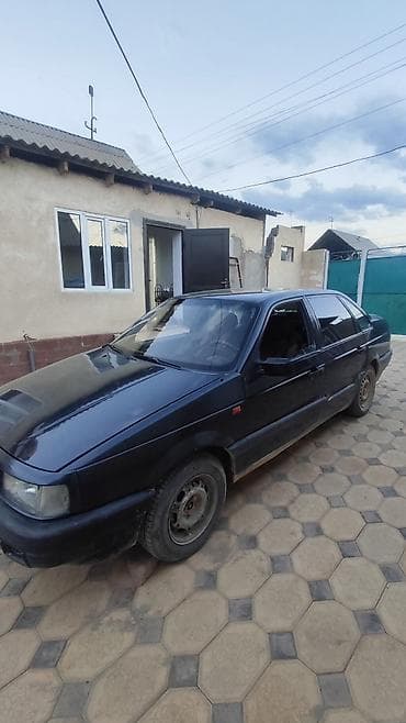 rexton 2020: Volkswagen Passat: 1990 г., 2 л, Механика, Бензин, Седан — 4