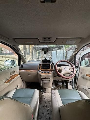 Унаа: Nissan Serena: 2003 г., 2 л, Автомат, Газ, Вэн/Минивэн — 7