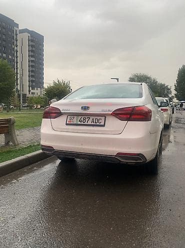 Электрический автомобиль, предназначенный для городского и