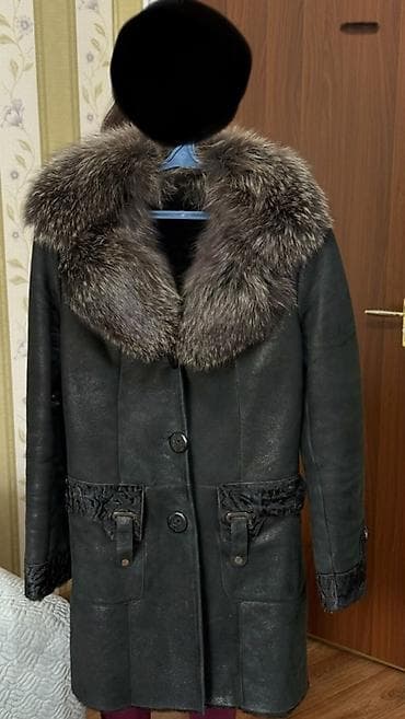 Женская дублёнка с натуральным мехом Брали за 780$ в 2021 году Размер