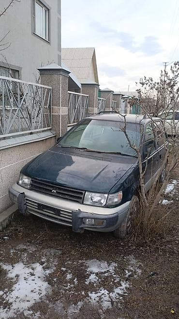 mazda 626: На разбор или Целиком 
Мицубиси — 1