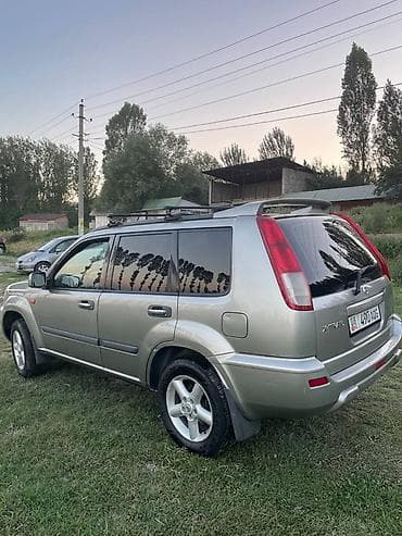 Унаа сатуу: Nissan X-Trail: 2004 г., 2 л, Кол менен иштөөчү, Бензин, Кроссовер — 3