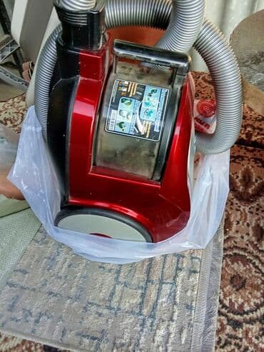 oneplus наушники: Пылесос циклонного типа без мешка для сбора пыли. - Корпус — 1