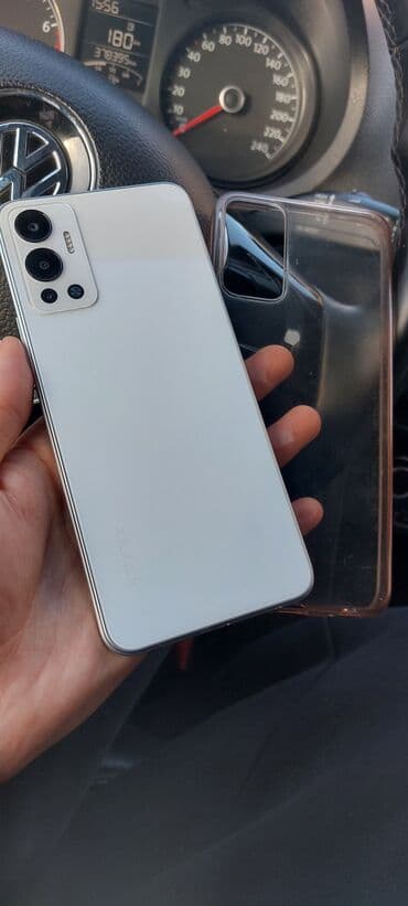 тонкий: Infinix Hot 12, Б/у, 128 ГБ, цвет - Белый, 2 SIM — 7