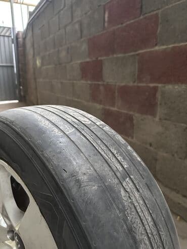 резина на прицеп: Продаю запасной шину с дисками
205/65/R16 — 4