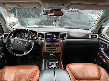 обмен на 570: Lexus LX: 2012 г., 5.7 л, Автомат, Газ, Внедорожник — 4