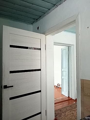 токмок сдаю: 20 м², 2 комнаты, Парковка — 9