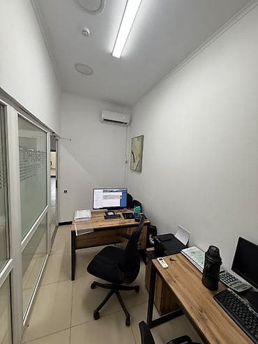 Недвижимость: Продажа офисов 8 м², С ремонтом, 3 этаж — 1