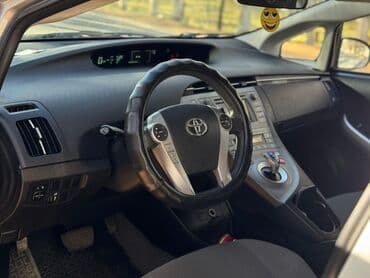 продаю или меняю на дом: Toyota Prius: 2013 г., 1.8 л, Автомат, Гибрид, Универсал — 8