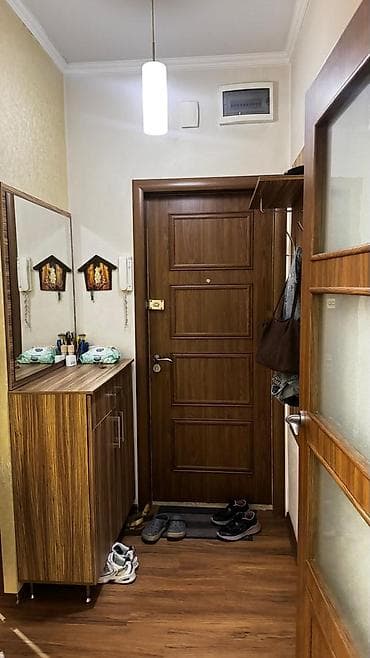105: 1 комната, 36 м², 8 мкр 105 серия, 5 этаж, Косметический ремонт — 4