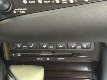 форд эскейп: Lexus ES: 2019 г., 2.5 л, Вариатор, Гибрид, Седан — 11